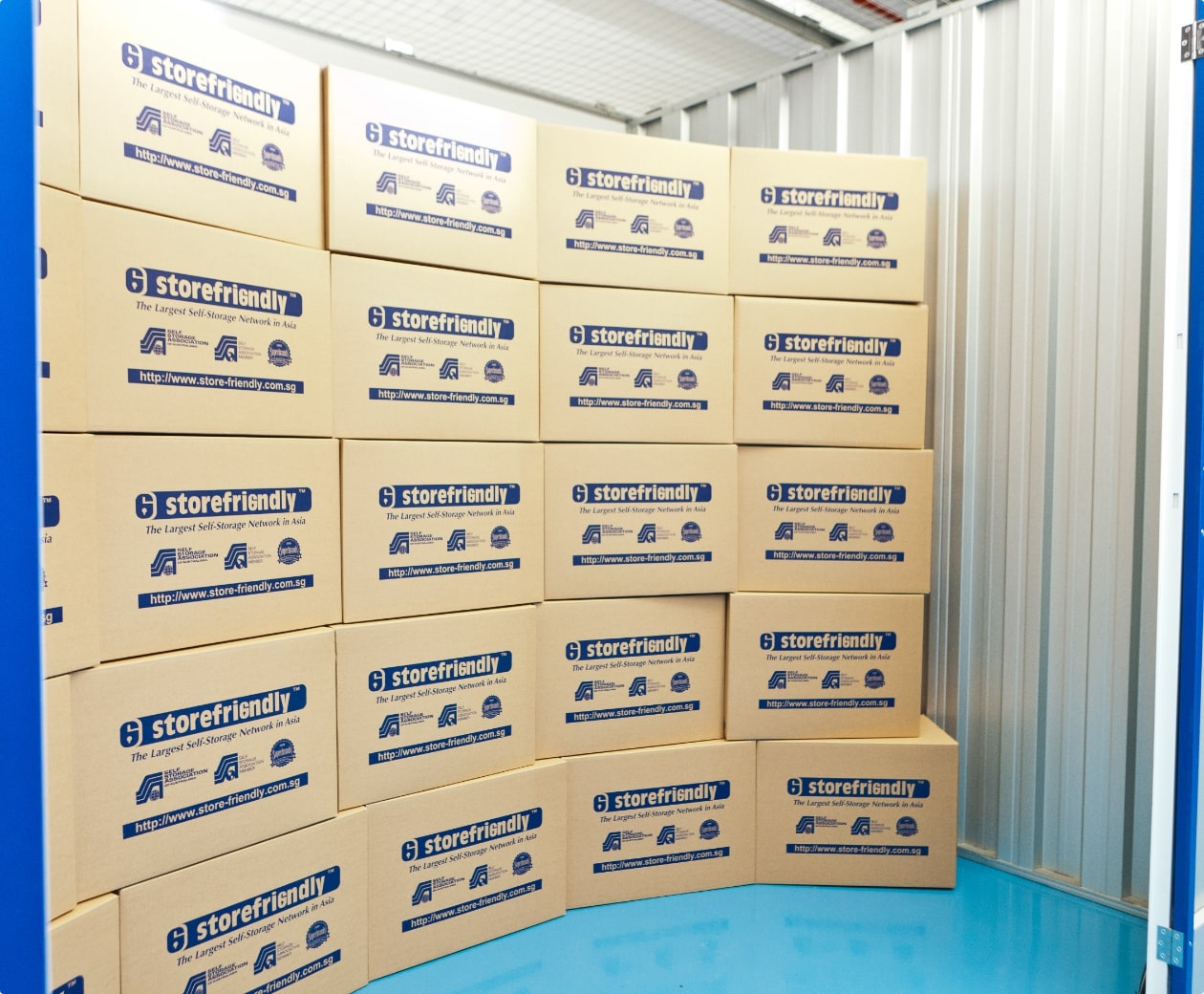 IMG_7098@2x Storefriendly cardboard boxes inside a storage unit